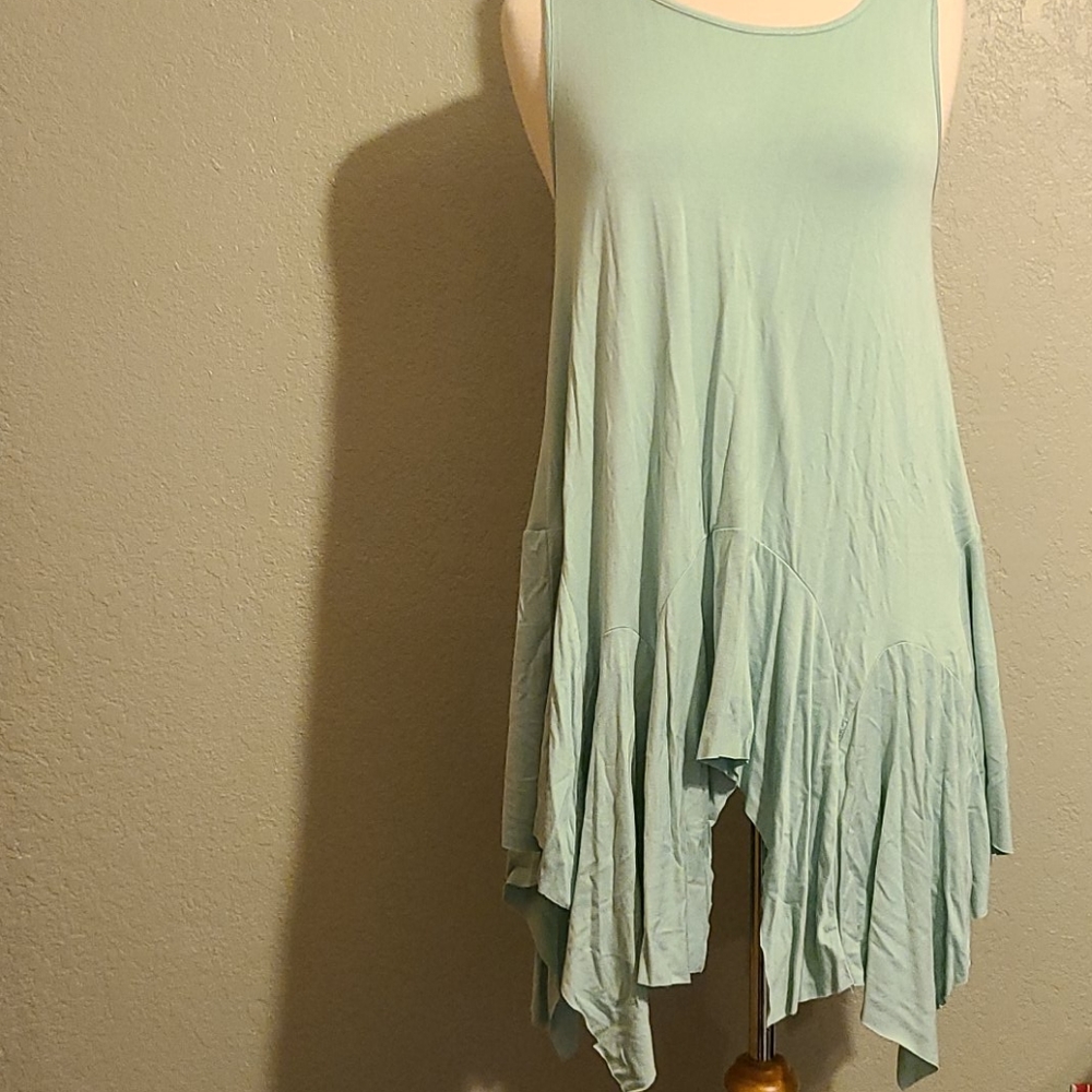 Small mint tank - Picture 2 of 2